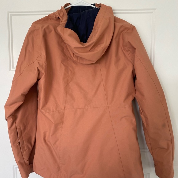 Columbia Ski Jacket - Rarely worn - Picture 2 of 6